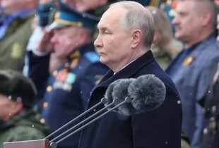 Москва без зв’язку, диктатори на трибуні: як Путін і Сі провели парад "побєдобєсія"
