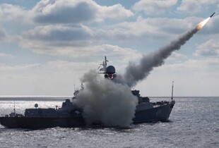 рф тримає у Чорному морі ракетоносії з залпом до 12 "Калібрів" - ВМС