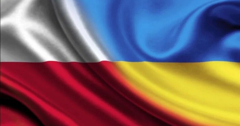 Зеленський привітав Навроцького з перемогою на президентських виборах у Польщі