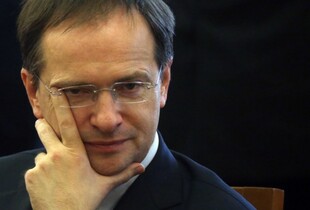 Мединський різко відповів на список викрадених дітей: "Не влаштовуйте комедію"
