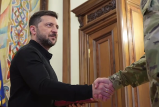 Зеленський відзначив нагородами співробітників СБУ за реалізацію операції "Павутина"