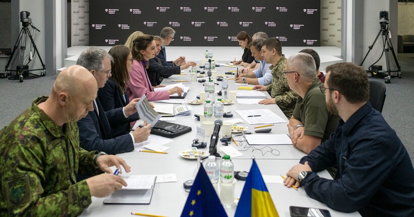ЄС продовжить фінансування проєктів безпеки в Україні до 2027 року