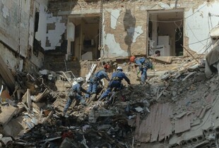 Масована атака на Київ: під завалами знайшли дитину