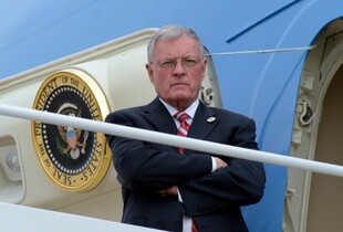 Кремль відповів на заяви Келлога про затягування переговорів з боку рф
