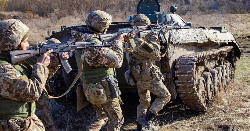 Росіяни кардинально змінили тактику штурмів на Сіверському напрямку - 