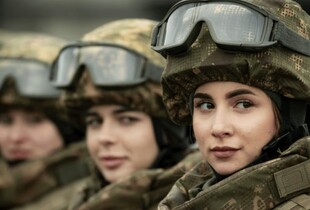 У ЦПД прокоментували заяви Арестовича про мобілізацію жінок в ЗСУ: "працює в інтересах рашки"