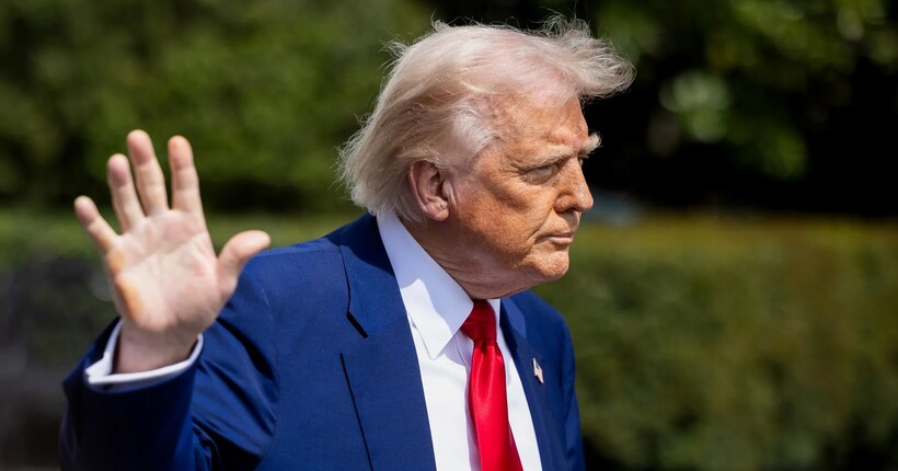 Трамп заявив, що розчарований Путіним, але поки не 