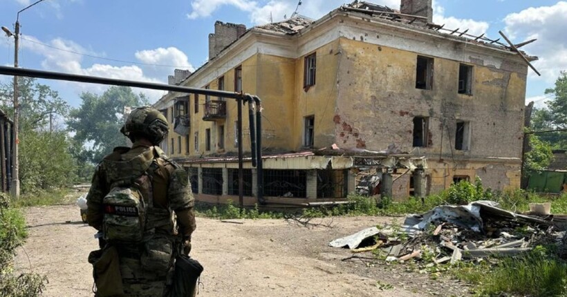 Окупанти атакували три райони Донеччини: загинуло двоє людей, є поранені (фото)