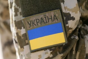 Воєнний стан та мобілізацію продовжили до 5 листопада: які у цього наслідки