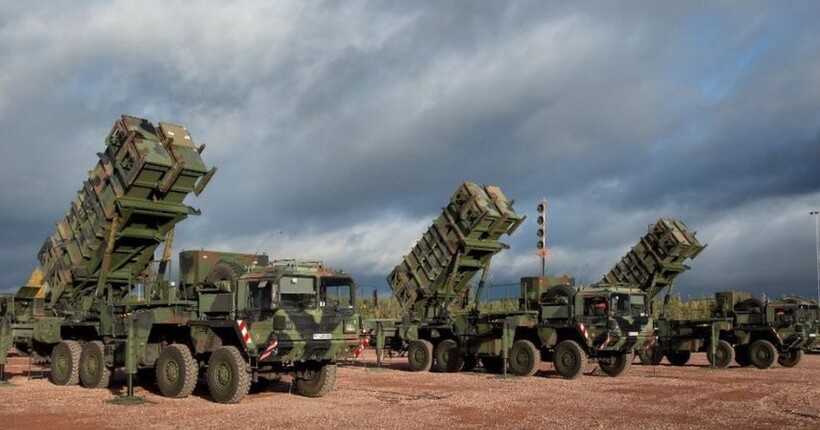 Велика Британія розглядає участь у закупівлі ракет Patriot для України - Стармер