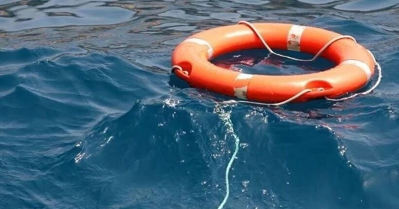 Двох дітей вдалося врятувати на водоймі у Запоріжжі: їх на матраці віднесло далеко від берега