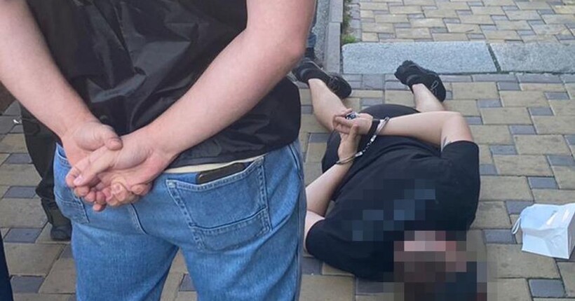 Співробітник СБУ постане перед судом за вимагання $300 000 хабара