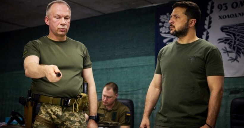 Зеленський заслухав доповідь Сирського: Українські сили тримають фронт і діють на території рф