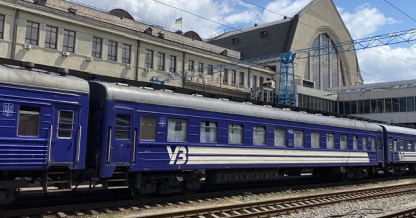 Укрзалізниця за липень евакуювала понад 1200 осіб з прифронтових регіонів