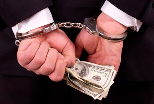 Посадовиця вивела $20 млн з держнафтокомпанії в перший день повномасштабного вторгнення: справу передано до суду