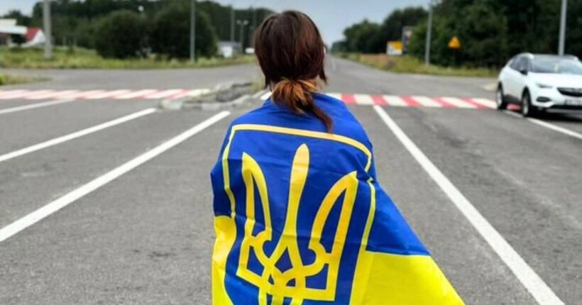 В рамках Bring Kids Back UA з окупації в Україну повернулась ще одна неповнолітня
