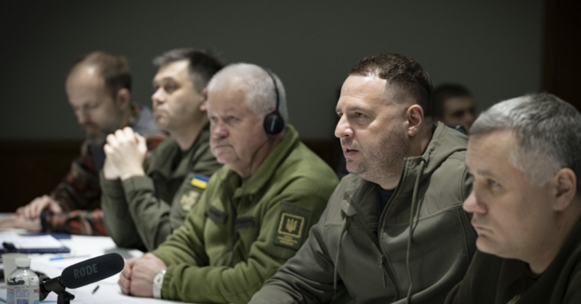 Вони не зупиняться: Єрмак обговорив з американськими сенаторами постійні атаки рф на Україну