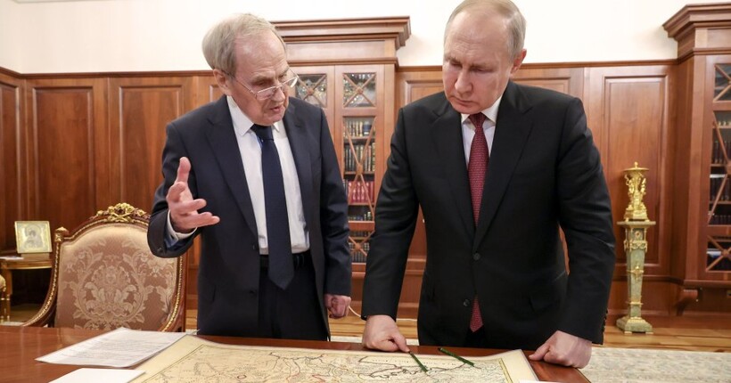 Путін планує показати Трампу старі карти для виправдання війни проти України – ЦПД