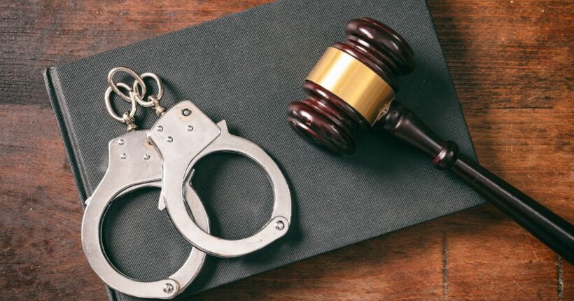На Чернігівщині суд визнав винним чоловіка у катуванні двох дітей: деталі