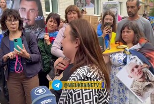 Я робила протягом цих 3,5 років все, щоб його поміняли: розповіла жінка, яка чекала на чоловіка з полону (відео)