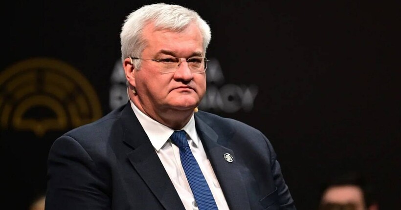 Угорщина заборонила в’їзд командиру ЗСУ: МЗС України пообіцяло дзеркальну відповідь