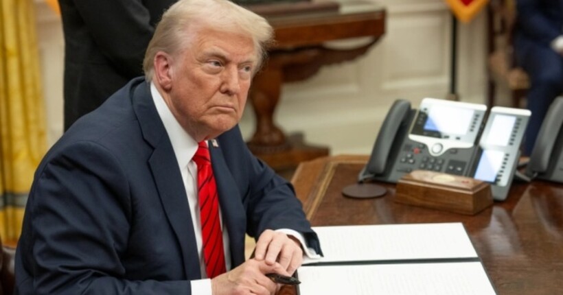 Трамп прокоментував тристоронню зустріч лідерів та порівняв Зеленського та Путіна з 