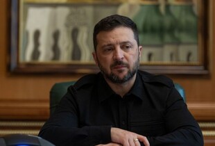 Зеленський: росія щодня атакує сотнями дронів, але відповідь України буде асиметричною