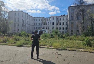 Російська авіація скинула бомби на лікарню у Костянтинівці