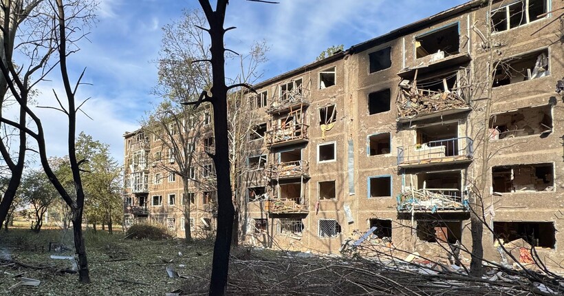 Росіяни скинули авіабомби на Костянтинівку: поранено двоє людей та пошкоджено будинки