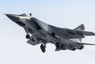 Російські МіГ-31 порушили повітряний простір Естонії: Міноборони показало мапу прольоту