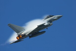 Два німецькі винищувачі перебували в повітрі через російський літак над Балтійським морем