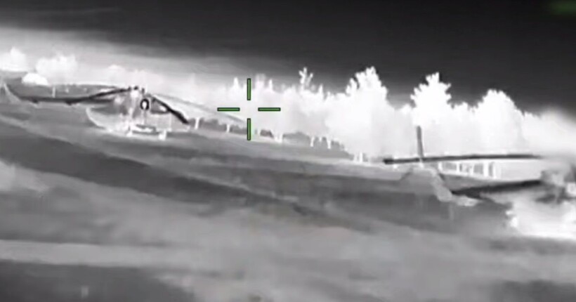 В ГУР показали, як нищать ворожі Мі-8 та РЛС у Криму (відео)