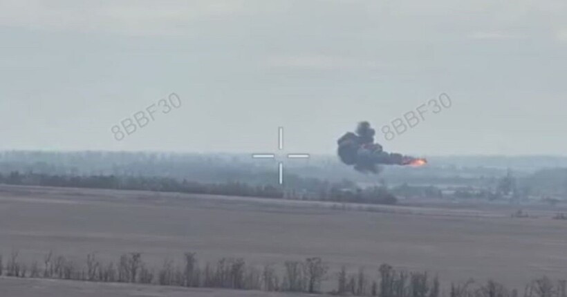 СБС FPV-дроном збили російський гелікоптер Мі-28: момент потрапив на відео