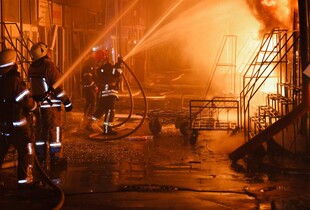 Окупанти вдарили КАБами по Харкову: відомо про шістьох постраждалих