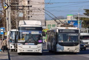 В ТОТ Криму скорочують маршрути громадського транспорту через дефіцит пального - ЦНС