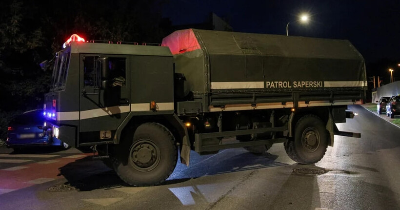 У Польщі знайшли уламки невідомого дрона поблизу Варшави