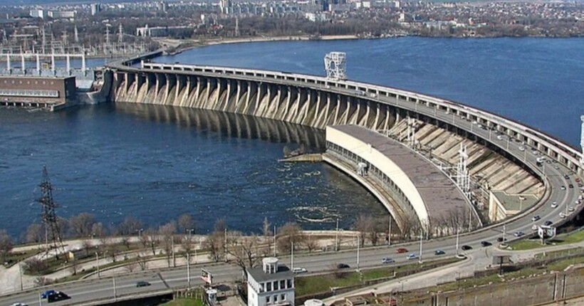 Гребля ДніпроГЕС у Запоріжжі перекрита: в ОВА відповіли, коли поновиться рух