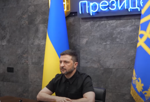 Україна сильна країна, але не настільки велика, щоб одночасно протистояти рф, Ірану та КНДР - Зеленський