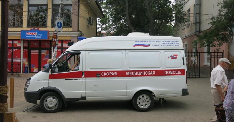 У Криму скоротили виїзди швидких – людям радять добиратися до лікарень самотужки