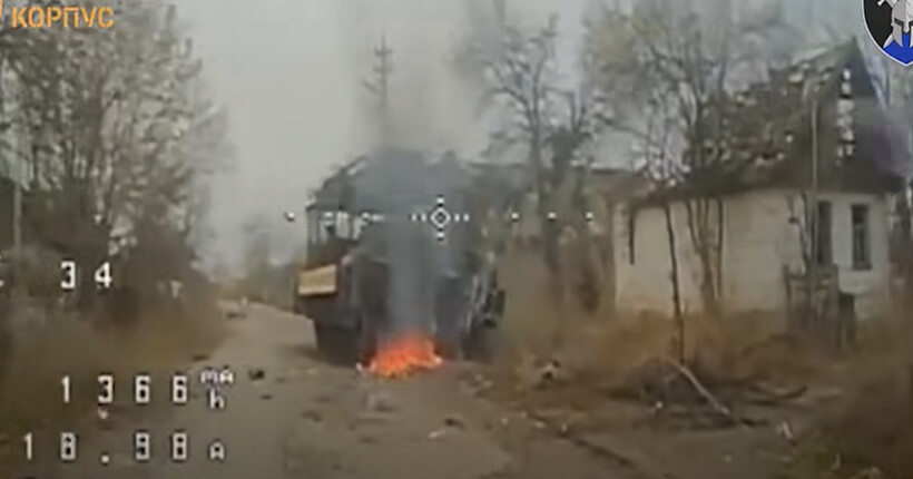 Сили оборони відбили ворожий штурм та знищили російську техніку біля Новопавлівки (відео) 