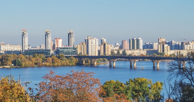 На станції метро 
