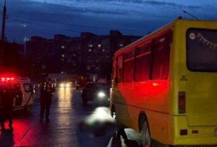На Львівщині автобус насмерть збив жінку: подробиці
