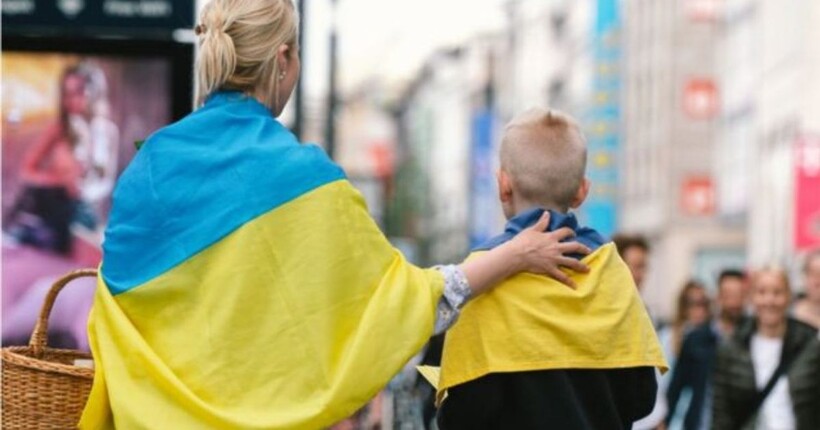 Латвія переглянула систему підтримки українських біженців: що відомо