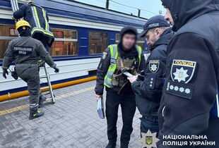 У Києві на станції "Видубичі" загинув 16-річний зачепер