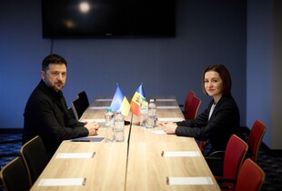 Зеленський обговорив з Санду двосторонню співпрацю та шлях до членства в ЄС
