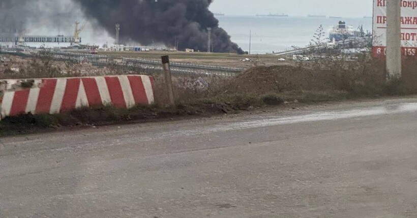 ЗСУ вдарили по нафтовому терміналу рф, базі катерів у Криму і складах дронів