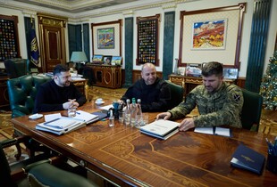 Гнатов і Умєров доповіли президенту щодо перемовин з американцями: подробиці