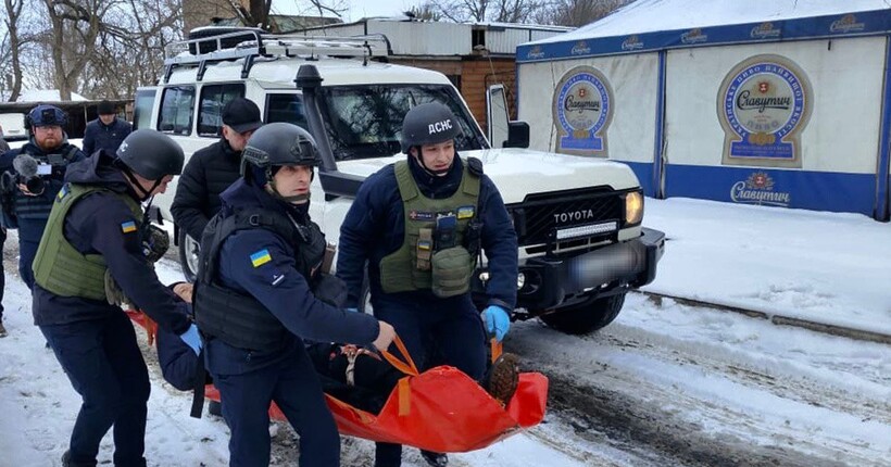 На Дніпропетровщині росіяни поранили дроном двох чоловіків