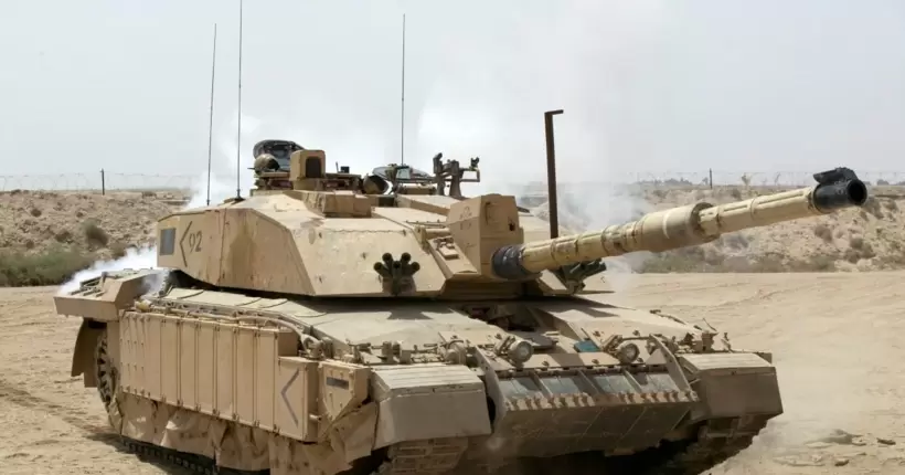 Challenger 2 для України: наші танкісти прибули до Британії освоювати нову техніку