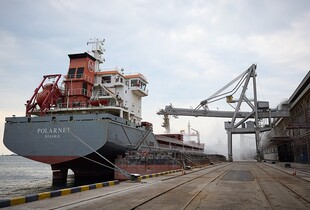 Повторний обстріл Чорноморського порту: загорівся резервуар з олією